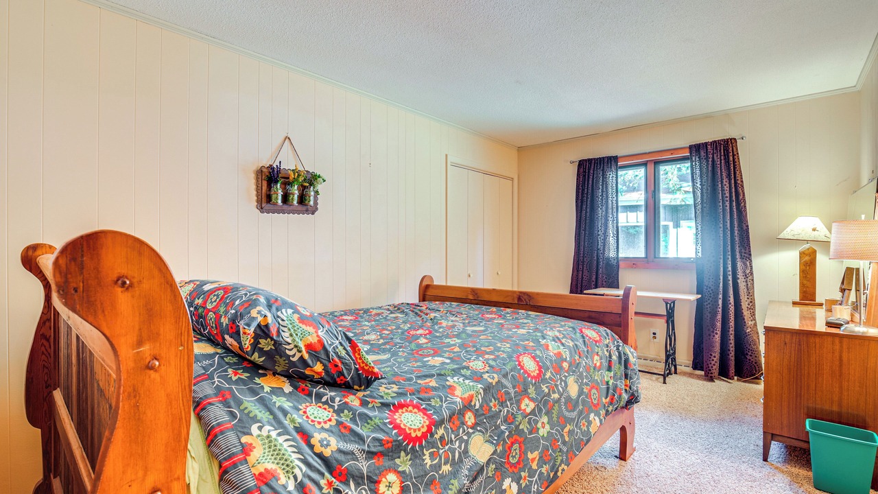 Photo of Bedroom in Lake Tomahawk