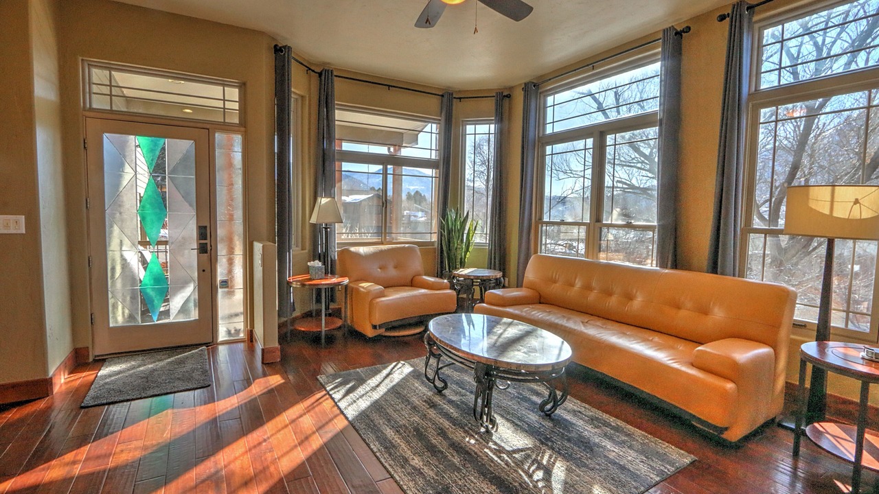 Photo of Livingroom in Glenwood Springs
