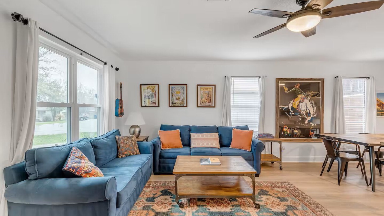 Photo of Livingroom in South Congress