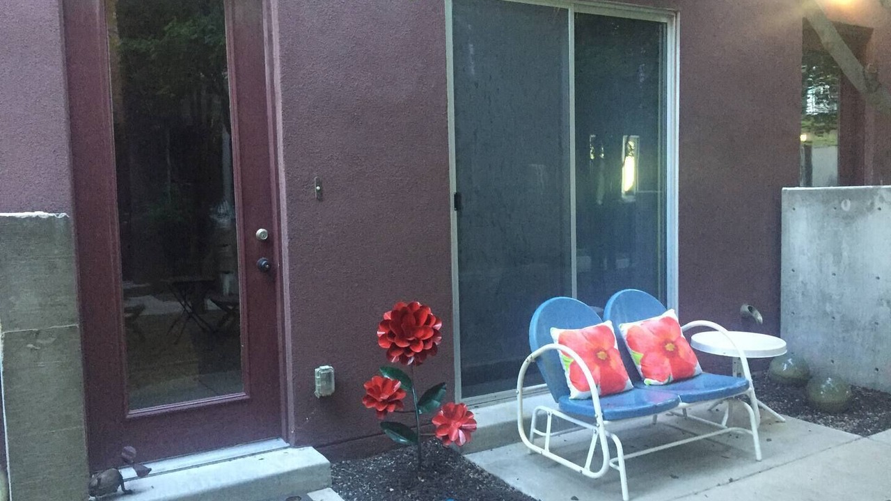 Photo of Outdoor in Raynolds Addition