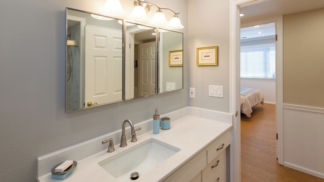 Photo of Bathroom in Bridle Trails