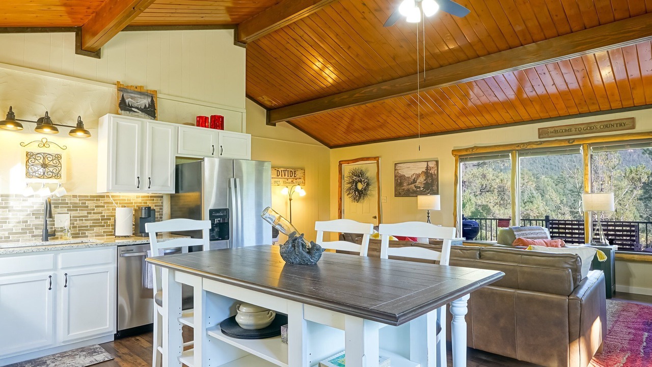 Photo of Bedroom in Rainbow Valley