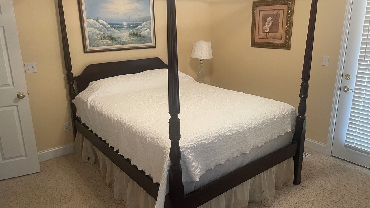Photo of Bedroom in Tellico Village