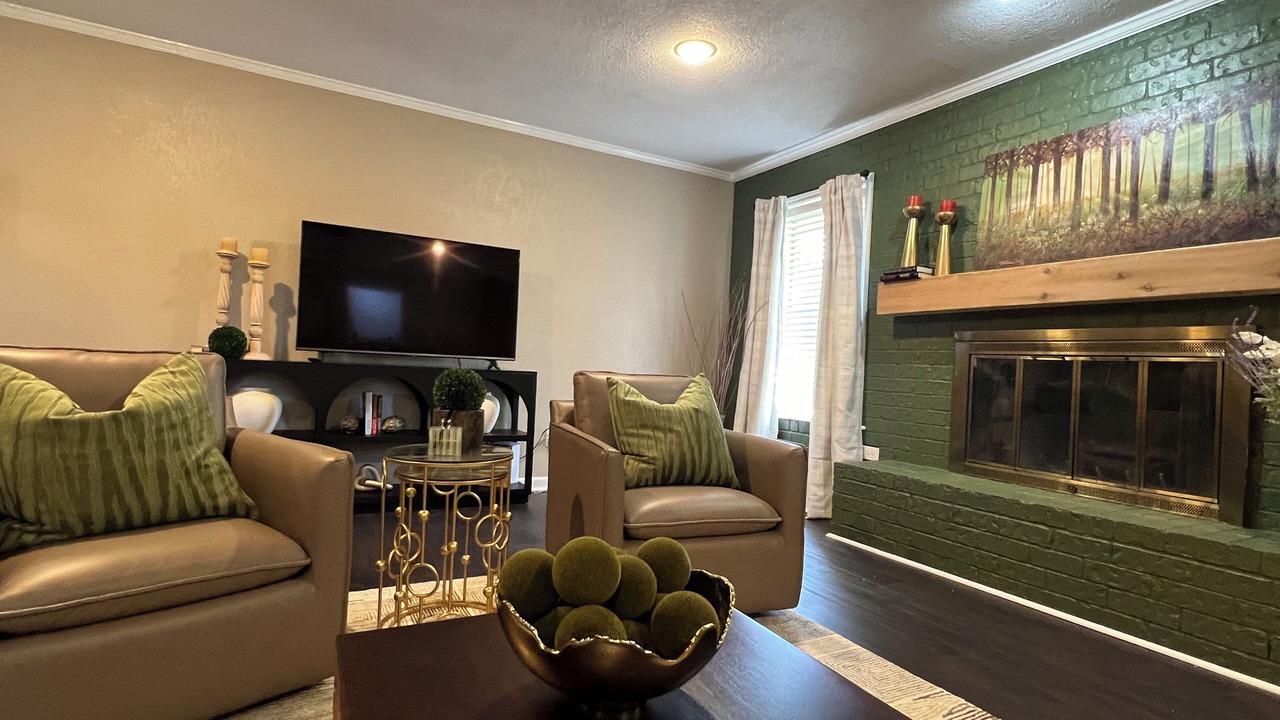 Photo of Livingroom in Gainesville