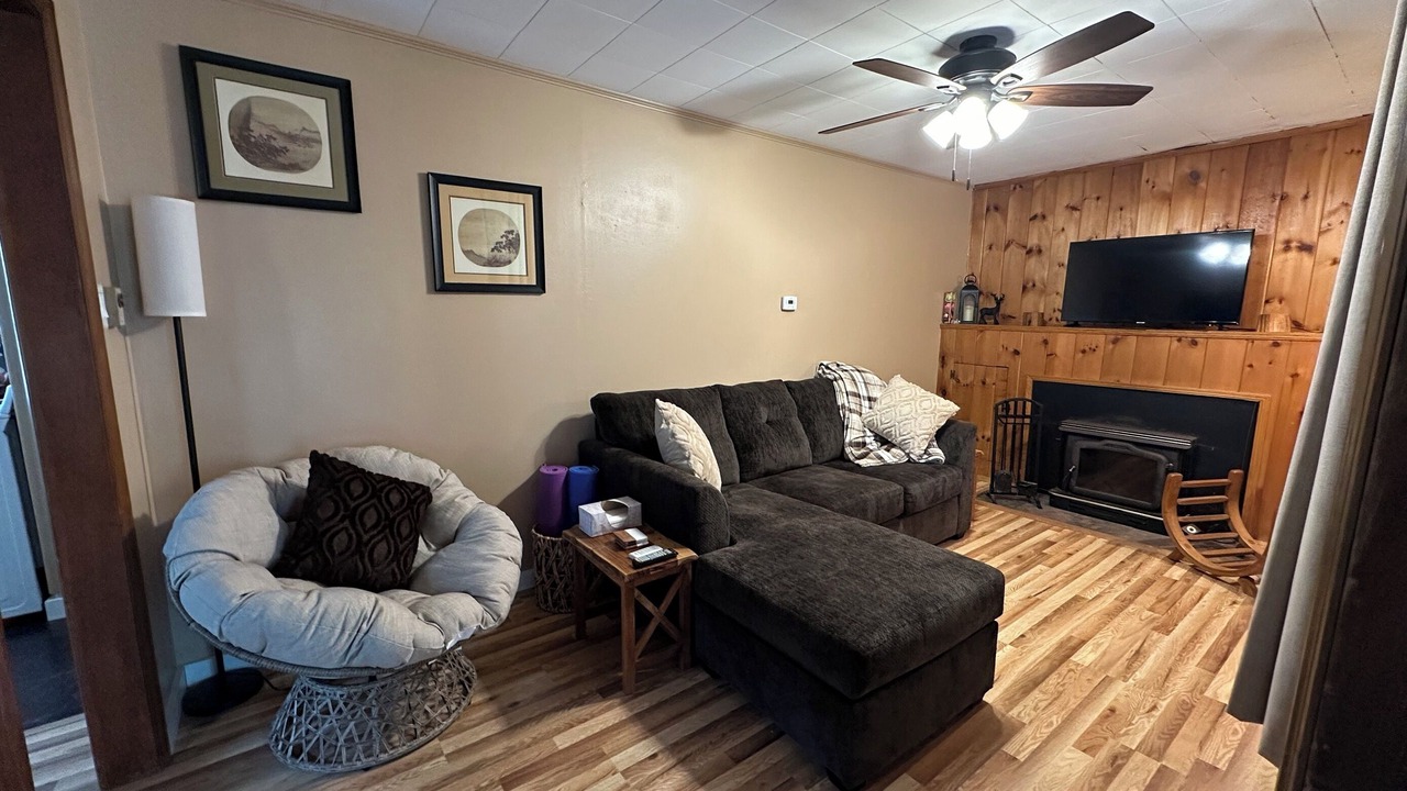 Photo of Bedroom in Mount Marion