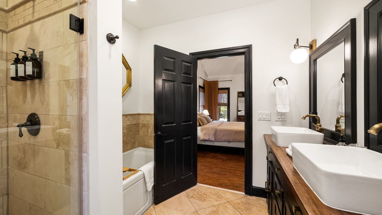 Photo of Bathroom in Eastwood