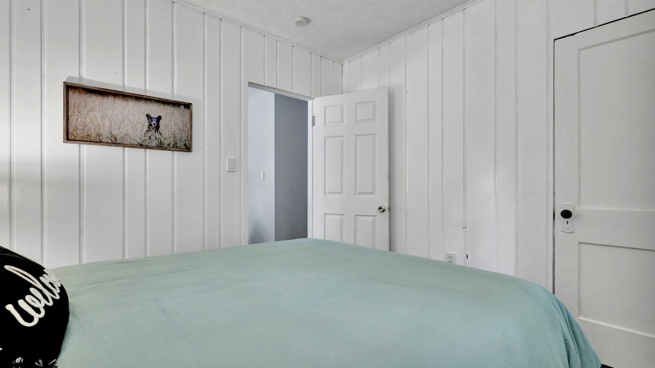 Photo of Bedroom in Lansing