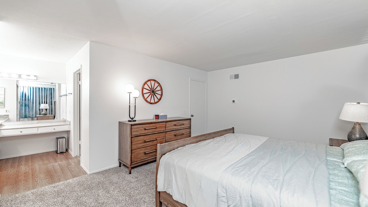 Photo of Bedroom in Fountain Valley