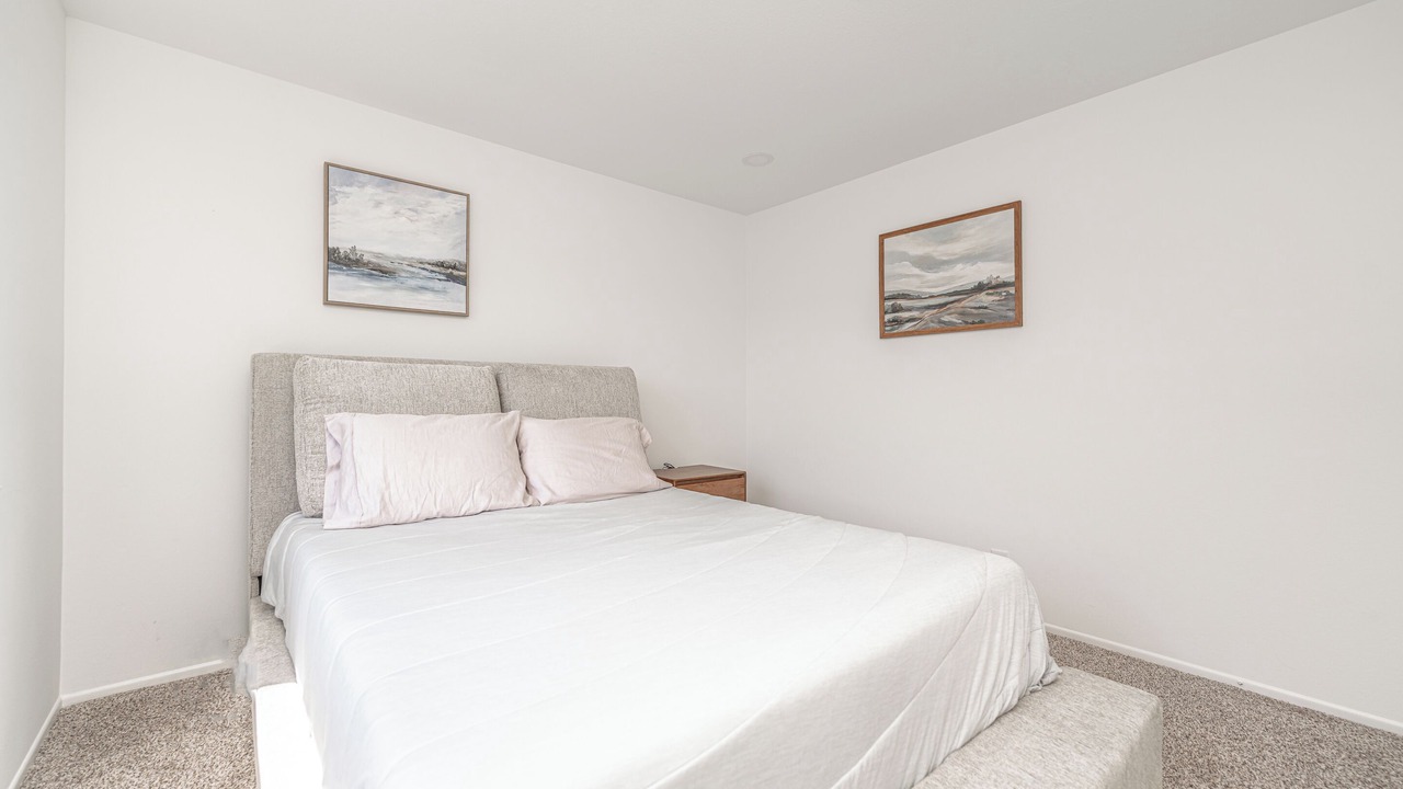 Photo of Bedroom in Fountain Valley