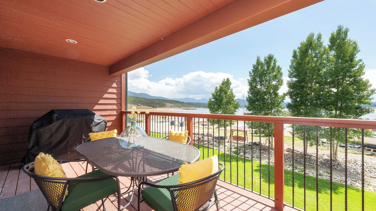 Photo of Patio Balcony in Grand Lake