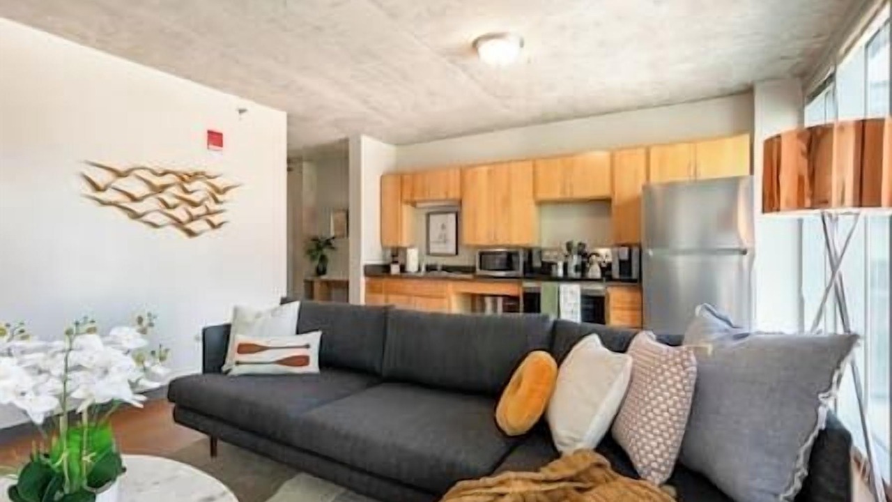 Photo of Livingroom in The Loop