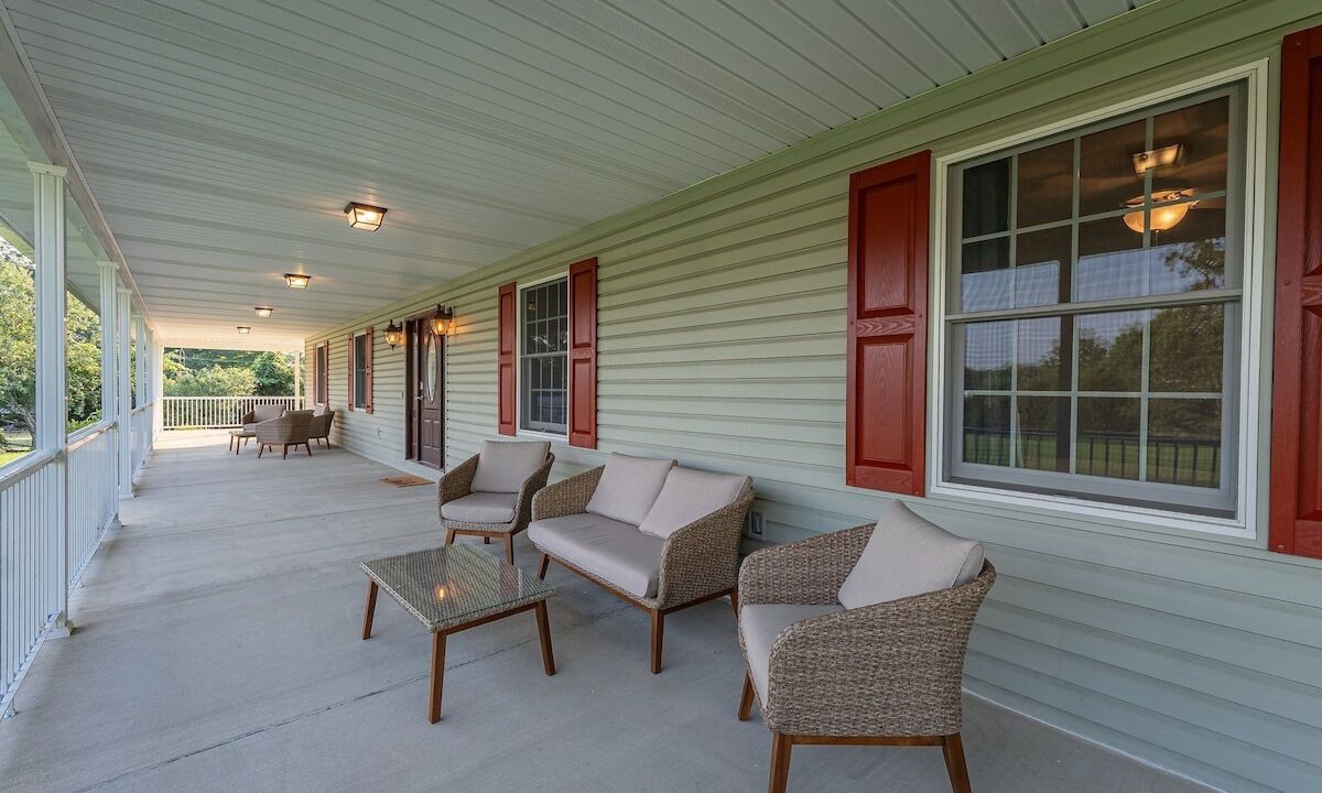 Photo of Patio Balcony in Lansing