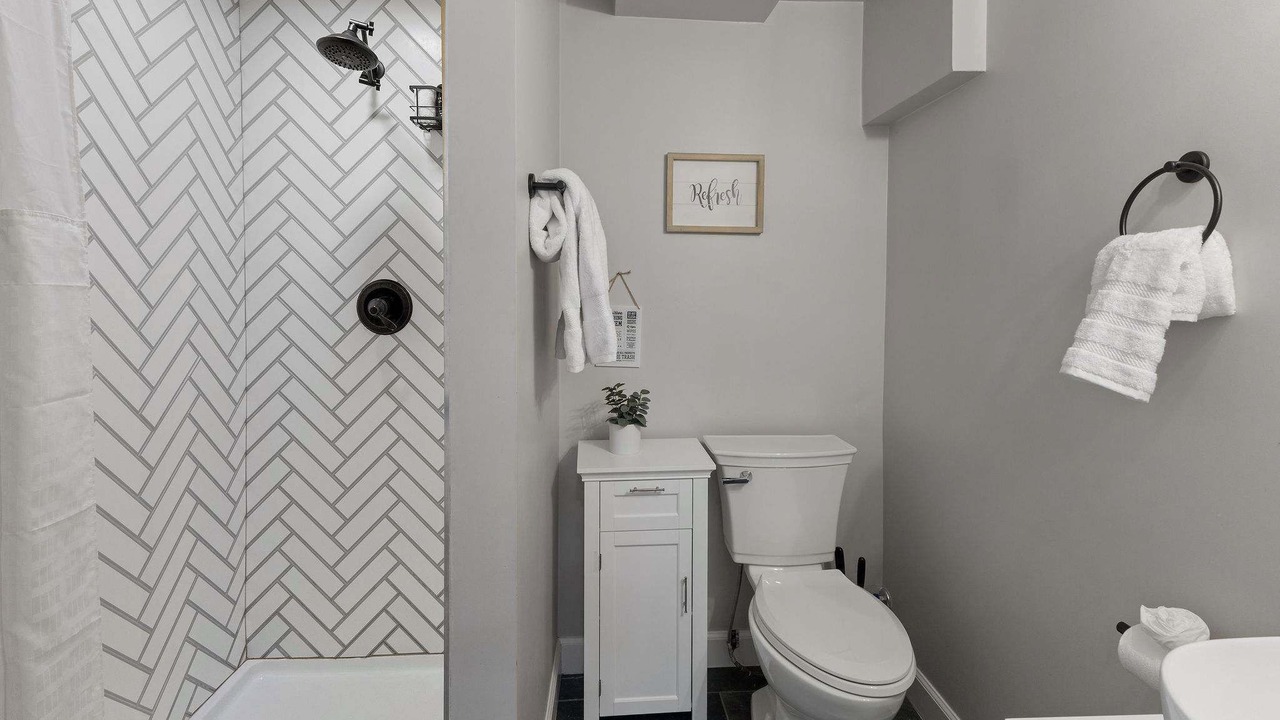Photo of Bathroom in Barths