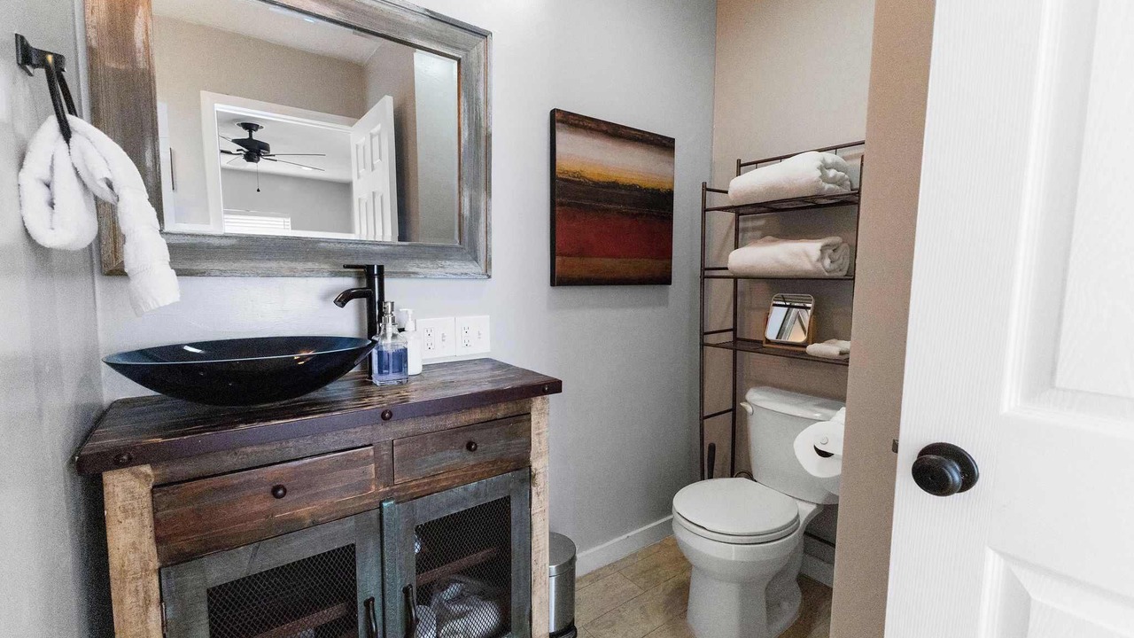 Photo of Bathroom in Barths