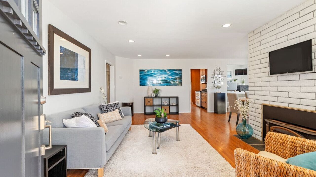 Photo of Livingroom in Sunset Cliffs