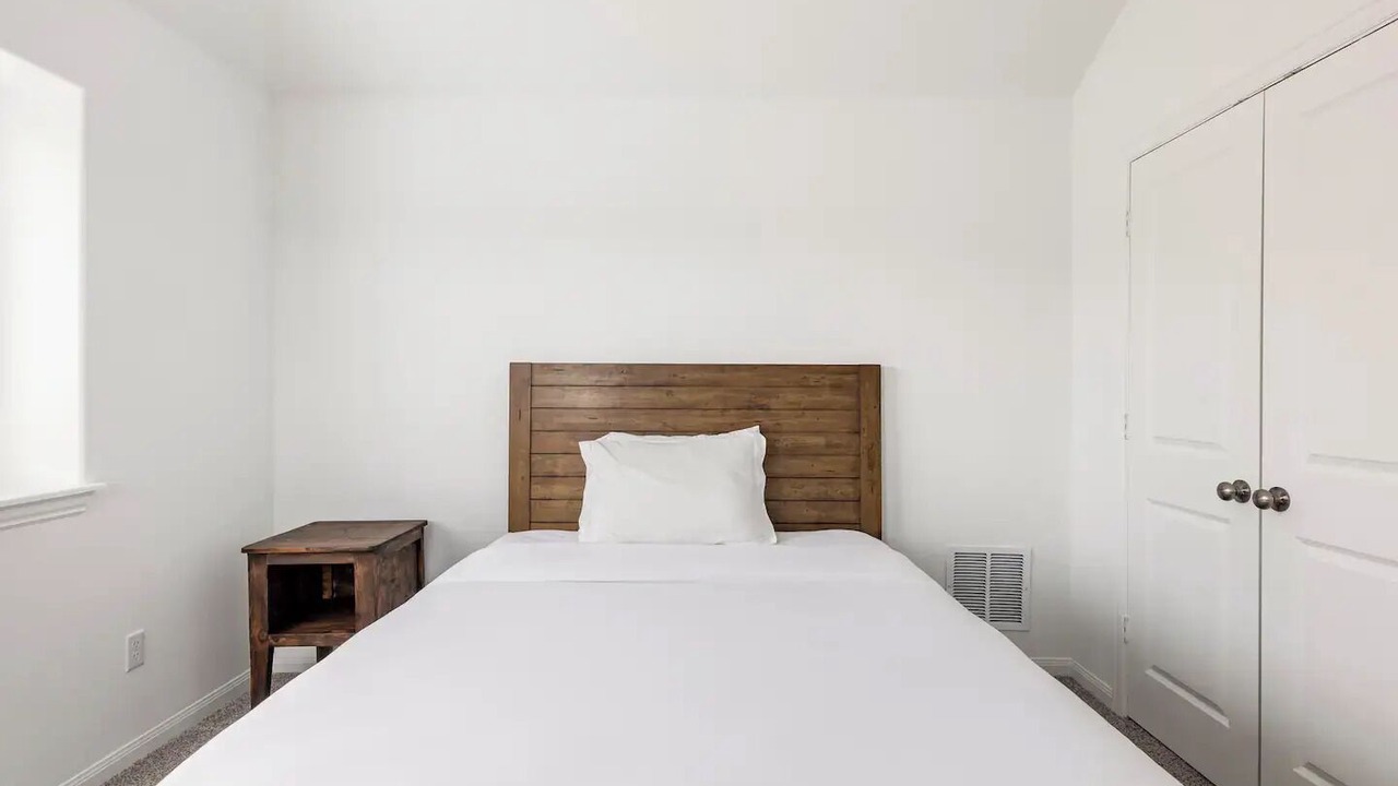 Photo of Bedroom in Manchaca