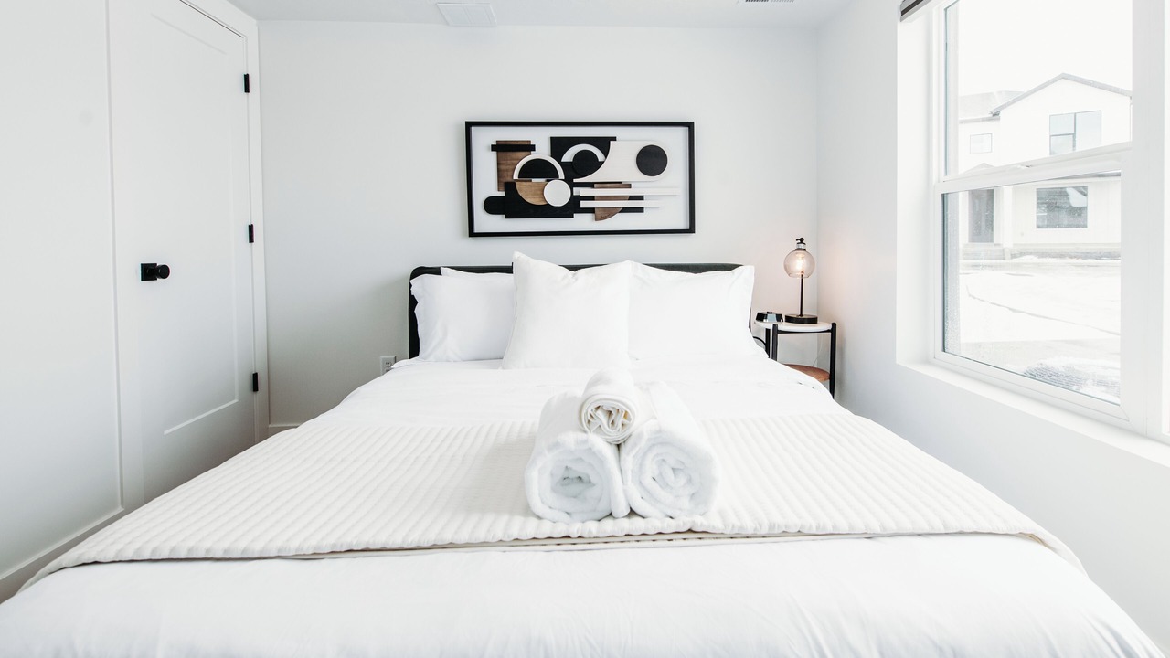 Photo of Bedroom in Mountain Green