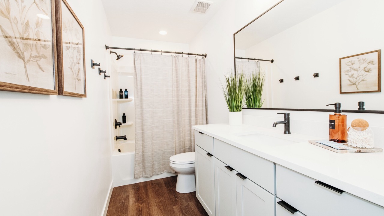 Photo of Bathroom in Mountain Green