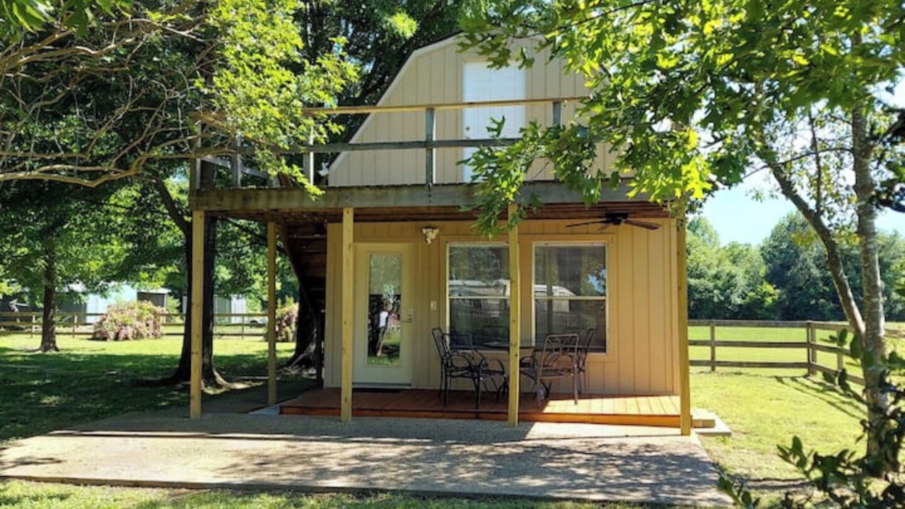 Photo of Outdoor in Mineola