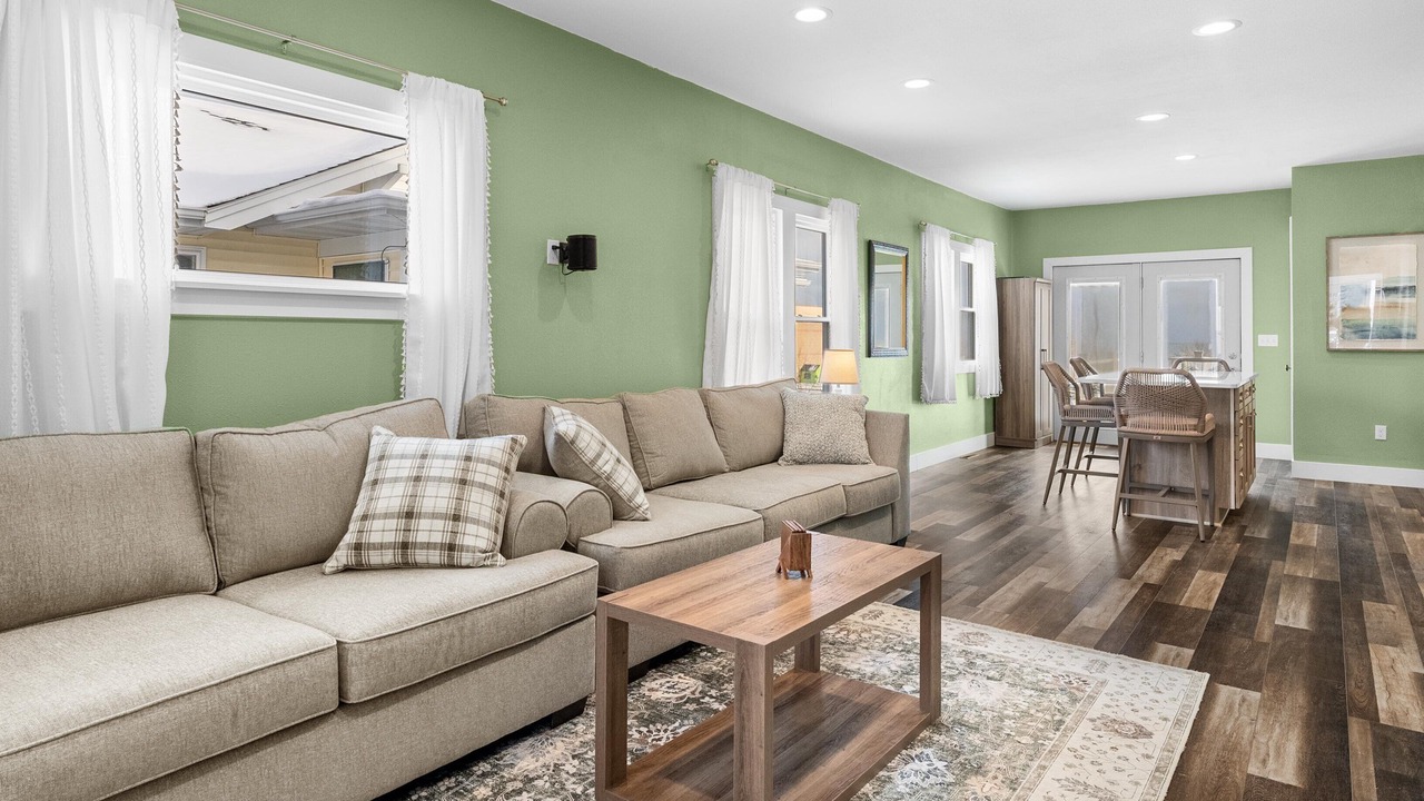 Photo of Livingroom in Manitowoc
