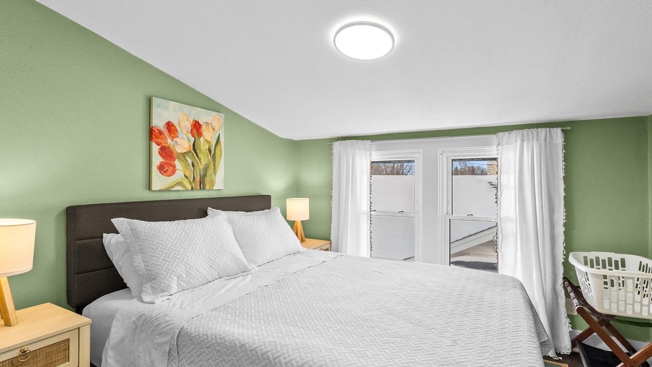 Photo of Bedroom in Manitowoc
