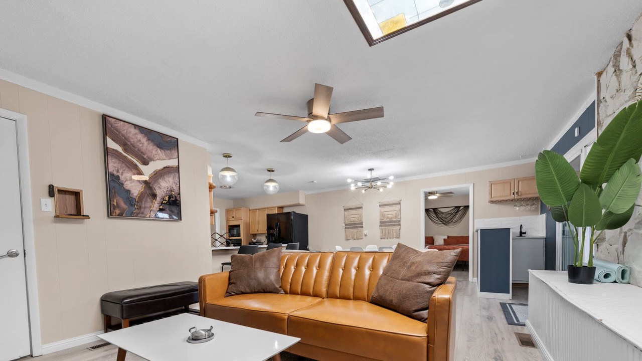 Photo of Livingroom in Northeast Heights