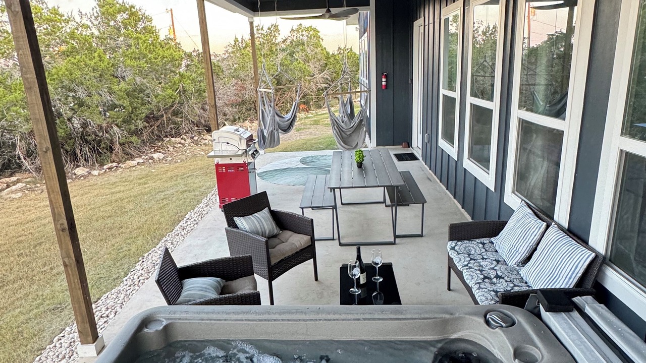Photo of Patio Balcony in Spring Branch