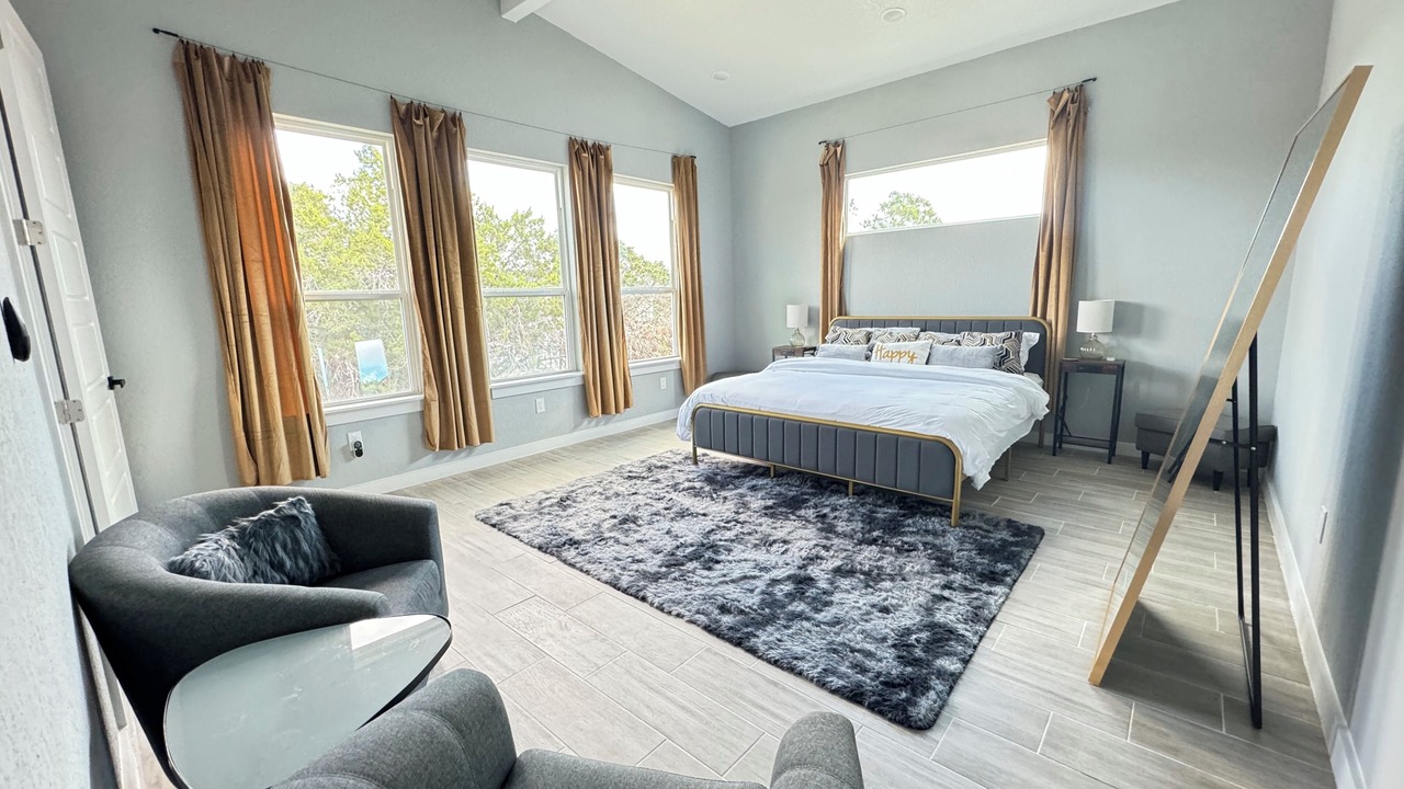 Photo of Bedroom in Spring Branch