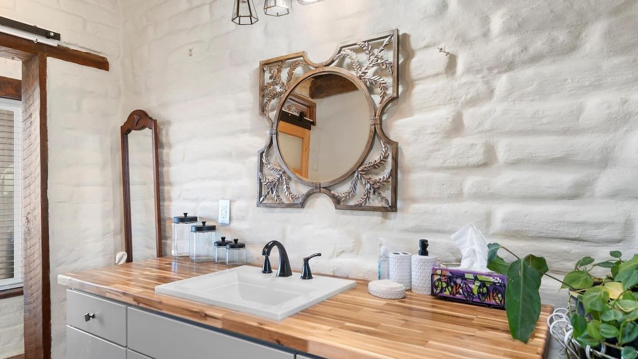 Photo of Bathroom in Corrales