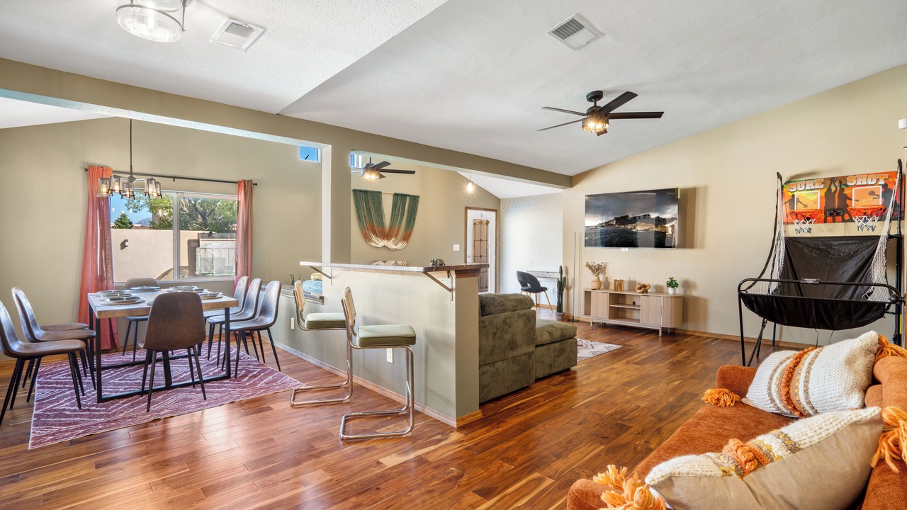 Photo of Livingroom in Northeast Heights
