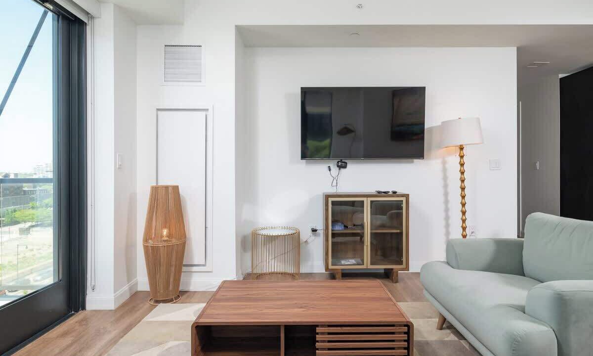 Photo of Livingroom in East Cambridge