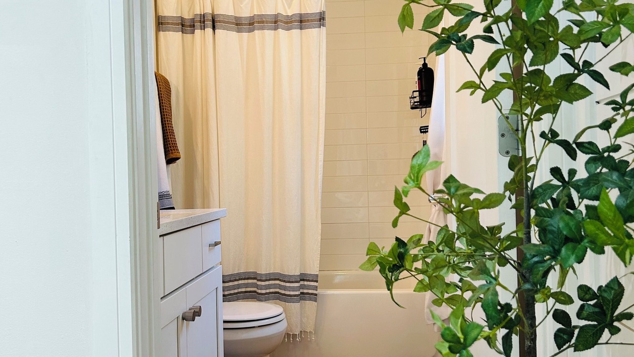 Photo of Bathroom in Hadley - Washington