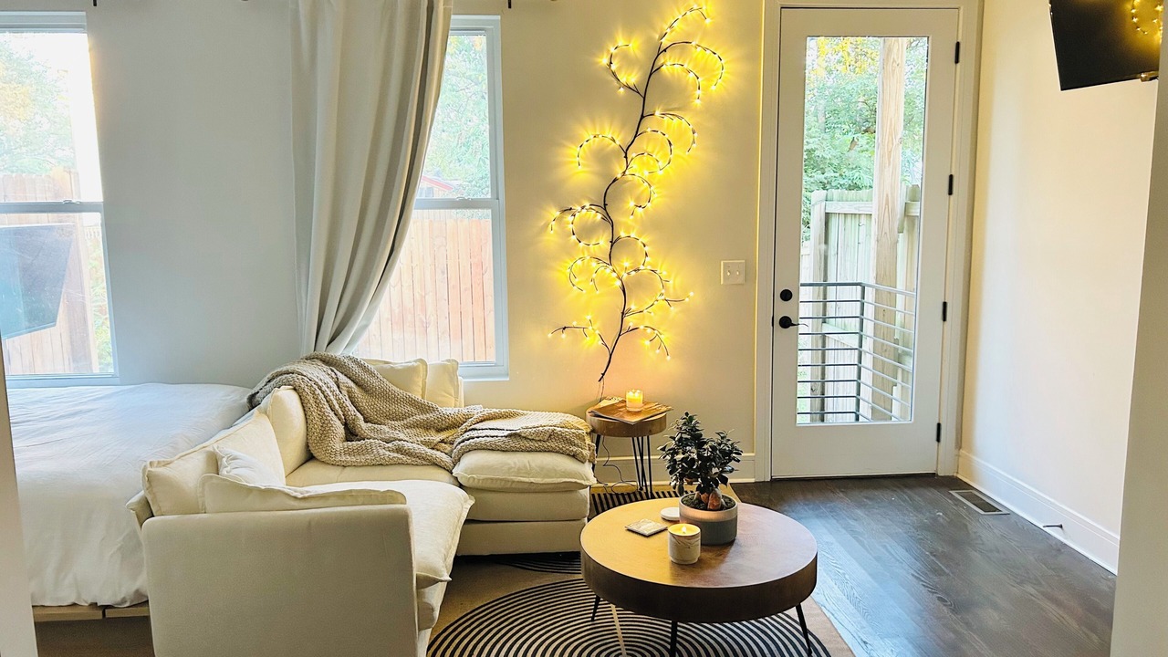 Photo of Livingroom in Hadley - Washington