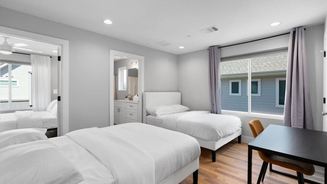 Photo of Bedroom in University Hills and Windsor Park