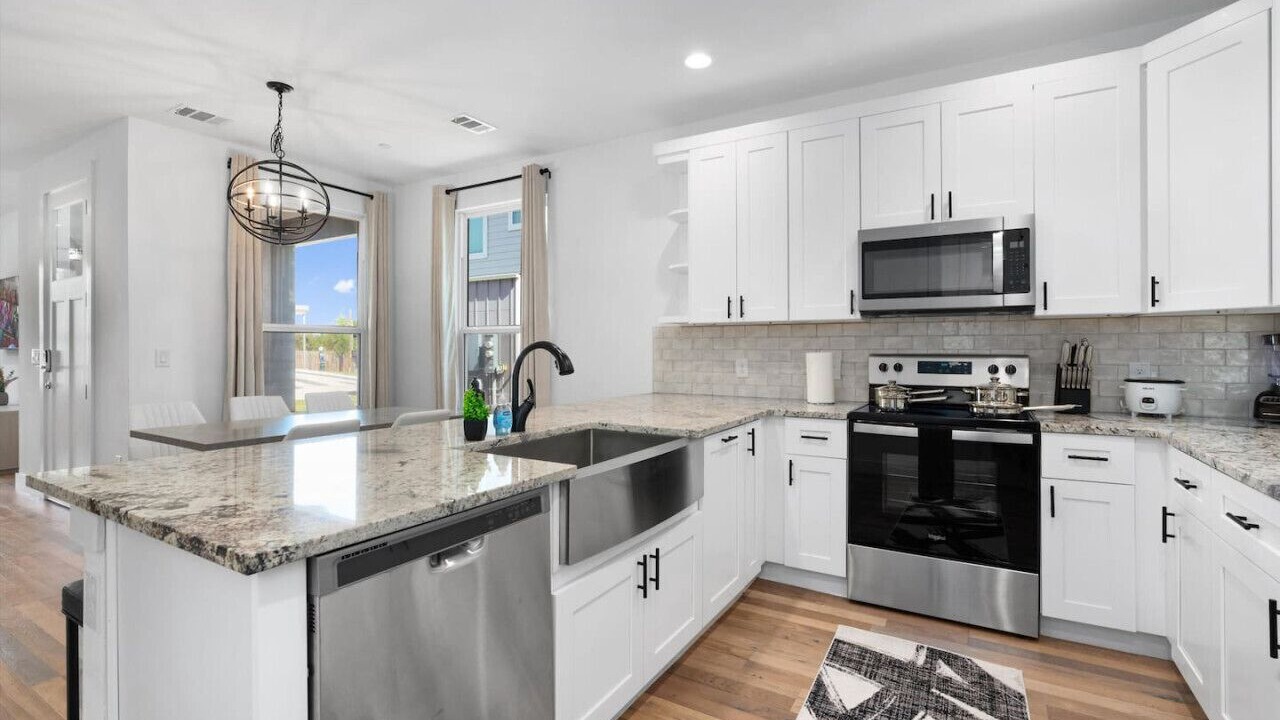 Photo of Kitchen in University Hills and Windsor Park