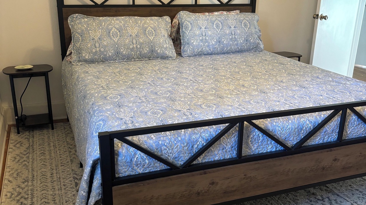 Photo of Bedroom in Hayes