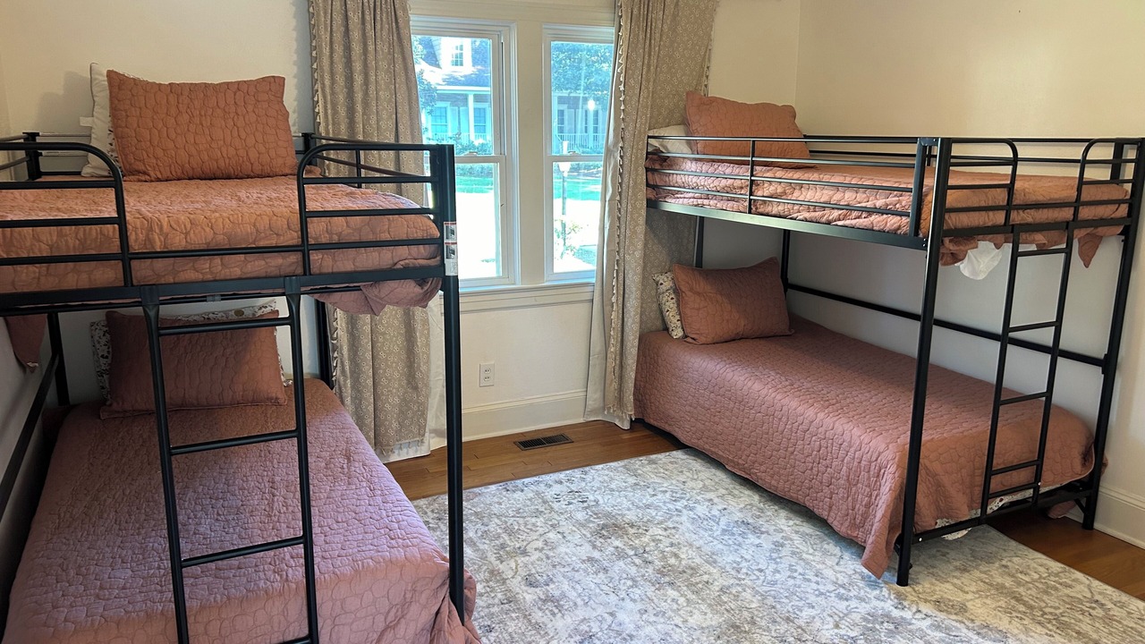 Photo of Bedroom in Hayes