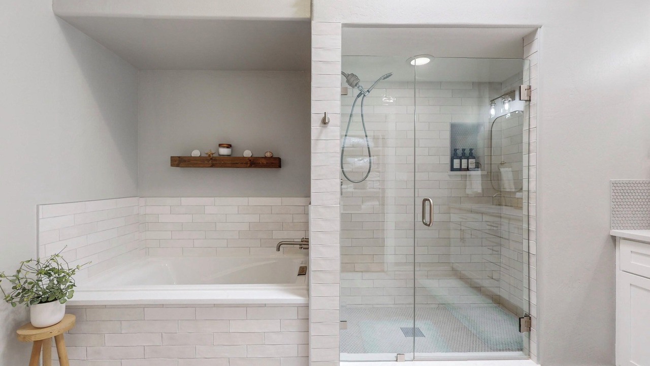 Photo of Bathroom in Northeast Heights