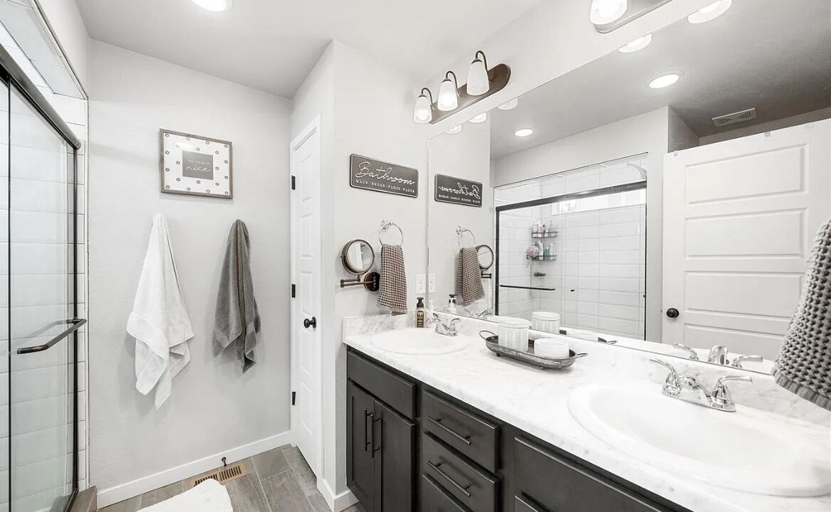 Photo of Bathroom in The Meadows