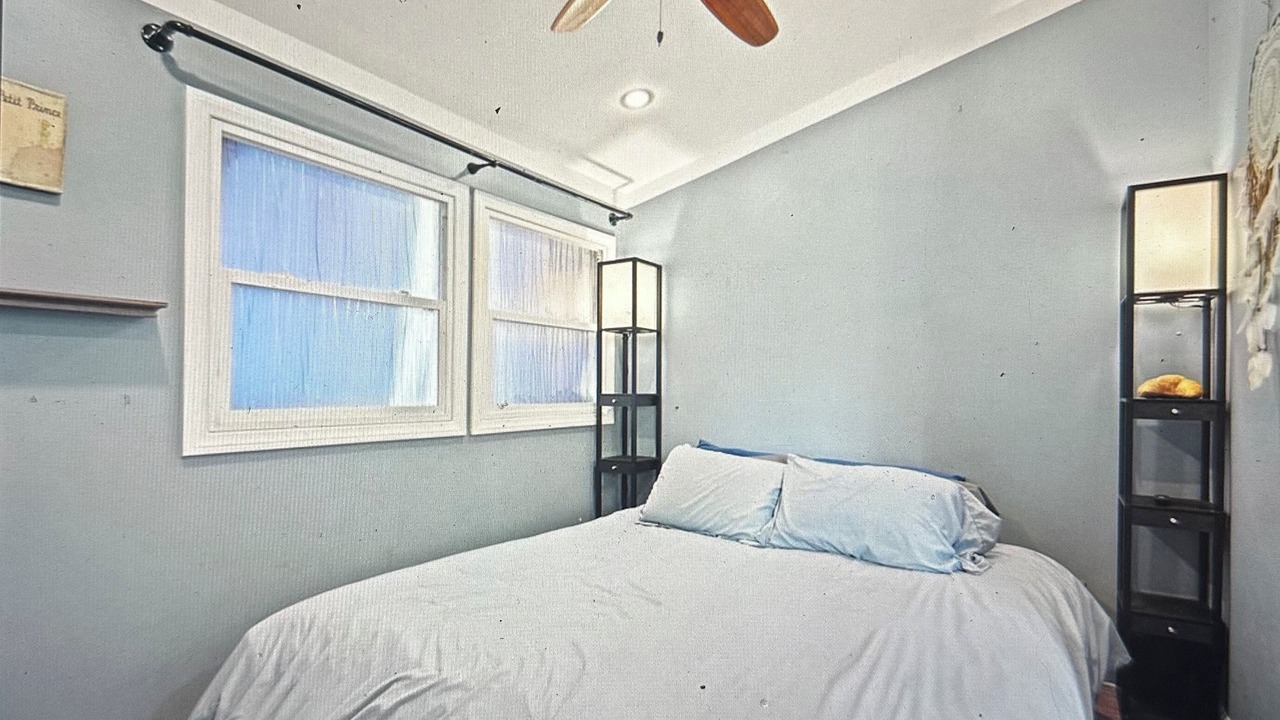 Photo of Bedroom in Hollywood
