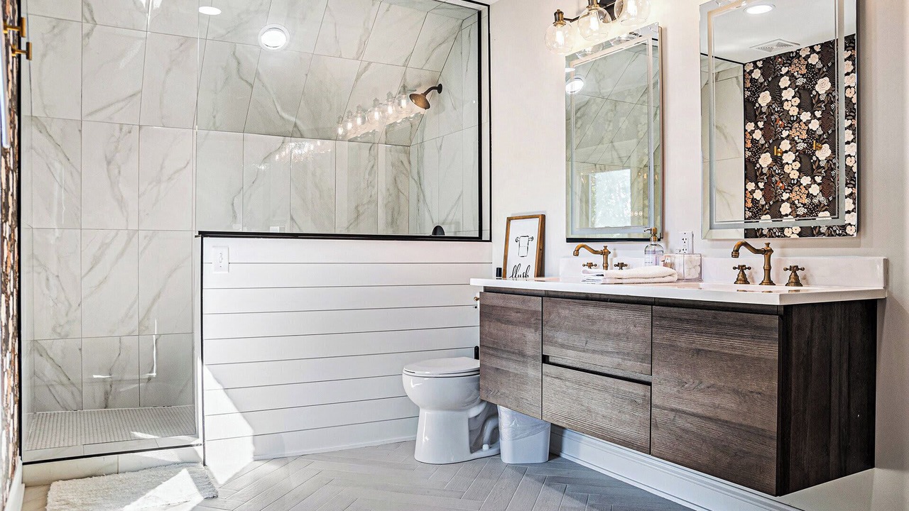 Photo of Bathroom in Morton Meadows