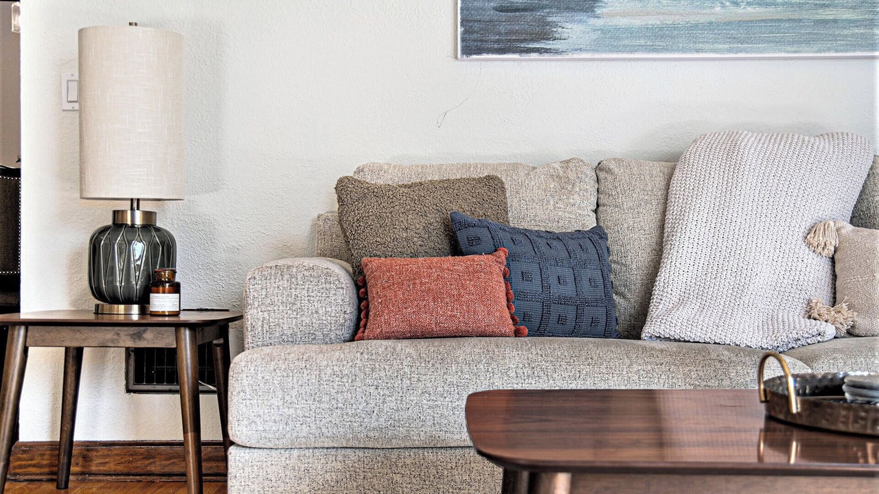 Photo of Livingroom in Morton Meadows