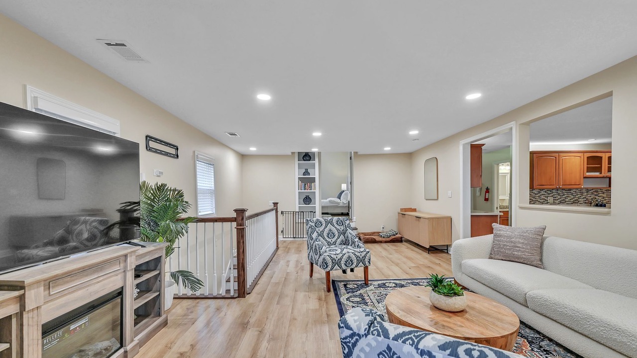 Photo of Livingroom in Cedar Lake
