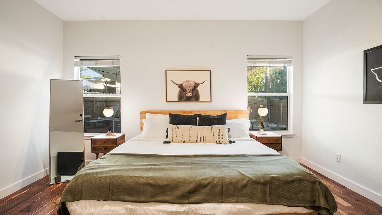 Photo of Bedroom in University Hills and Windsor Park