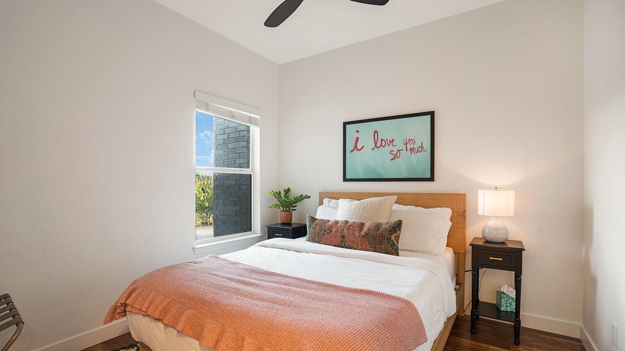 Photo of Bedroom in University Hills and Windsor Park