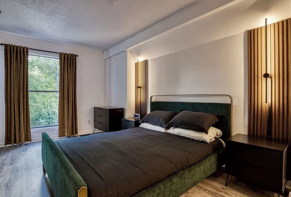 Photo of Bedroom in Kodak
