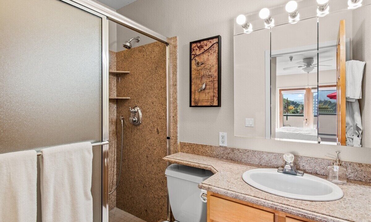 Photo of Bathroom in Carbondale