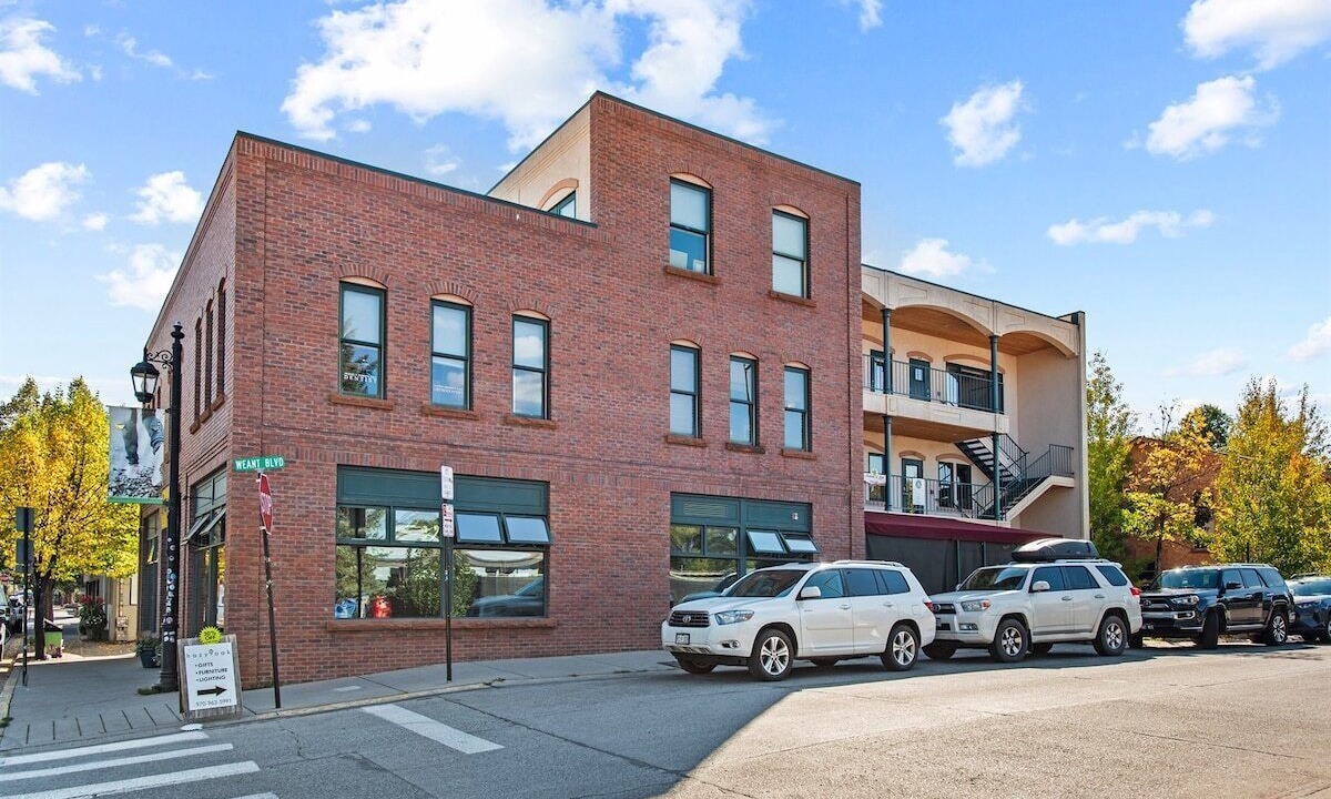 Photo of Outdoor in Carbondale