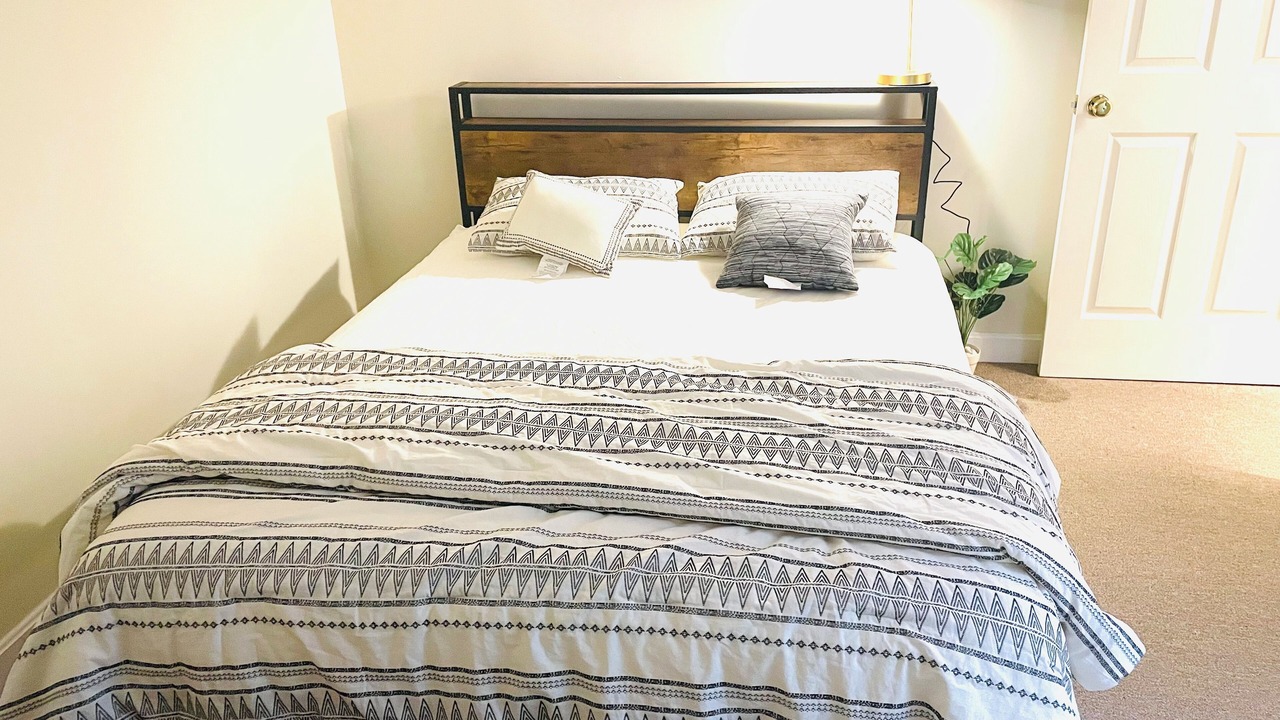 Photo of Bedroom in Hyde Square