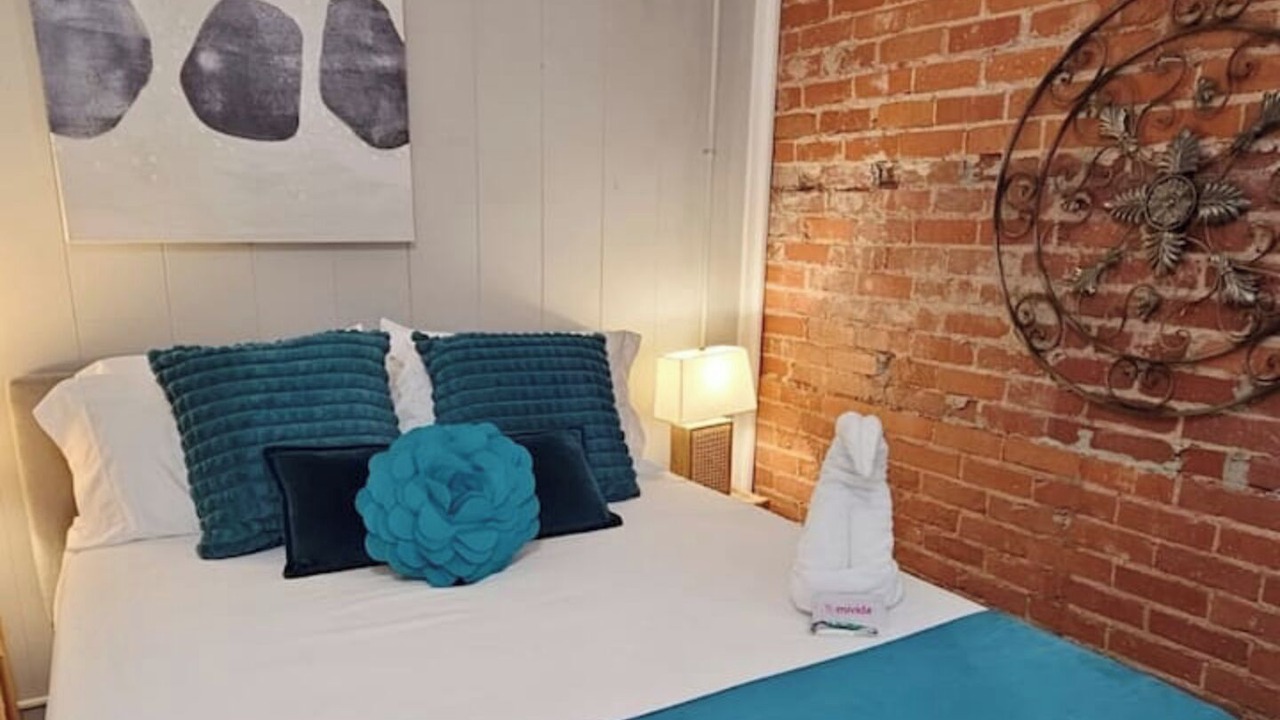 Photo of Bedroom in Huntington